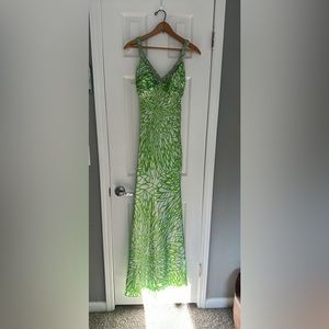 Size 5/6 Green & White long Dress